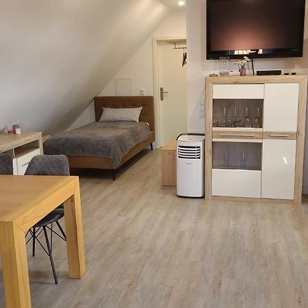 Dg Verwohn Wiefelstede Extérieur photo